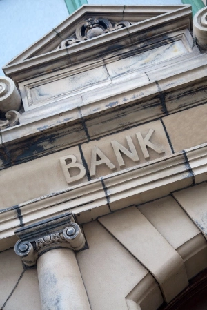 Banco vs broker para invertir